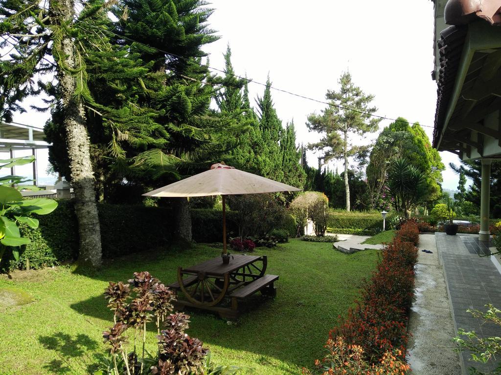 Villa Bougenvile Lembang Asri Ngoại thất bức ảnh
